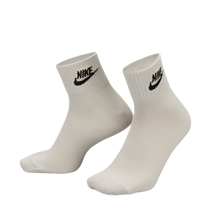 Nike Everyday Essential 3 pack socks in white/blue